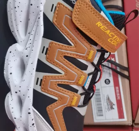 特步男童休闲鞋，号码：33+34+35++...