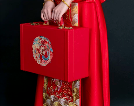 婚庆箱 箱子婚庆诗琴陪嫁箱结婚红色秀禾礼服...
