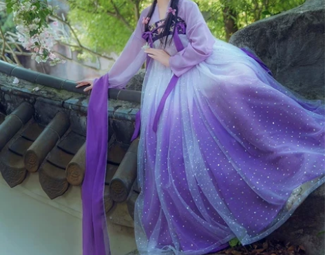 千韵 岗辰莲鱼梦 正品 6米摆，M码，穿过...