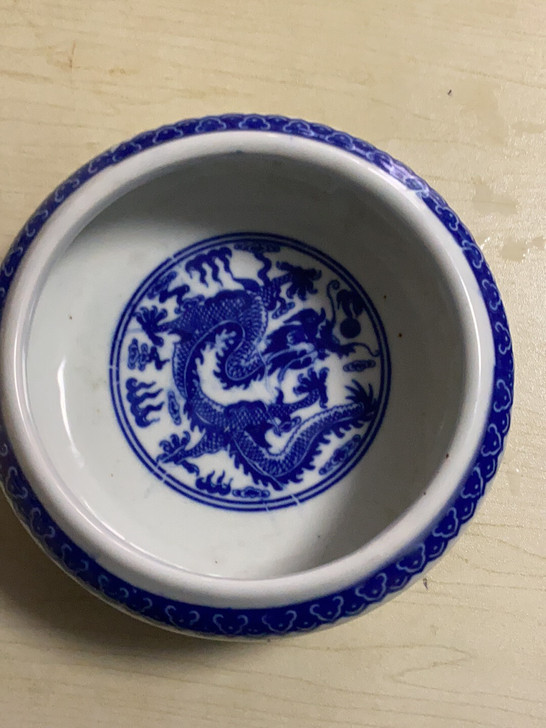搬老屋翻出来的，年份不详，新旧如图，懂的出...