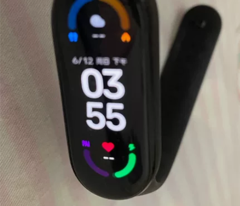 小米手环6普通版 带充电器，所有功能正常使...