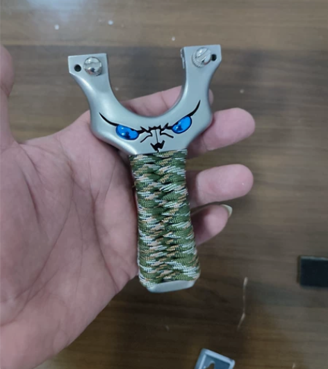 小怪兽弹弓，嘴有点歪使用正常，便宜处理， ...