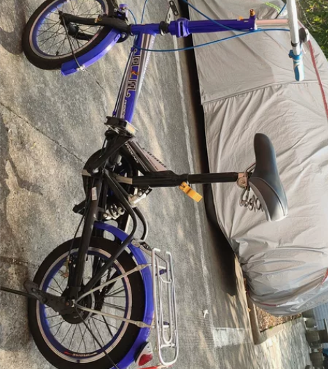 凤凰折叠自行车，儿童车，买了没骑几次 感兴...
