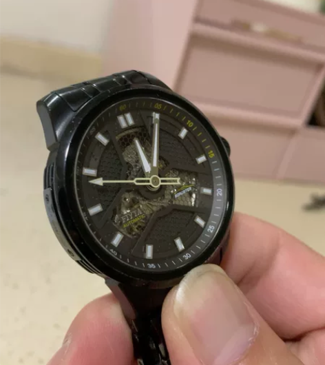 飞亚达机械黑色腕表 感兴趣的话点“我想要”...