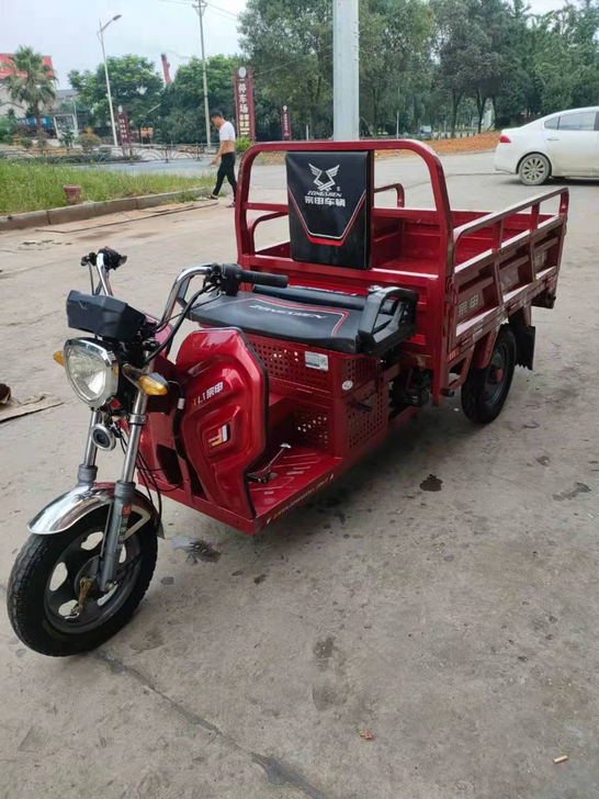 19年出厂，证件齐全，八成新，