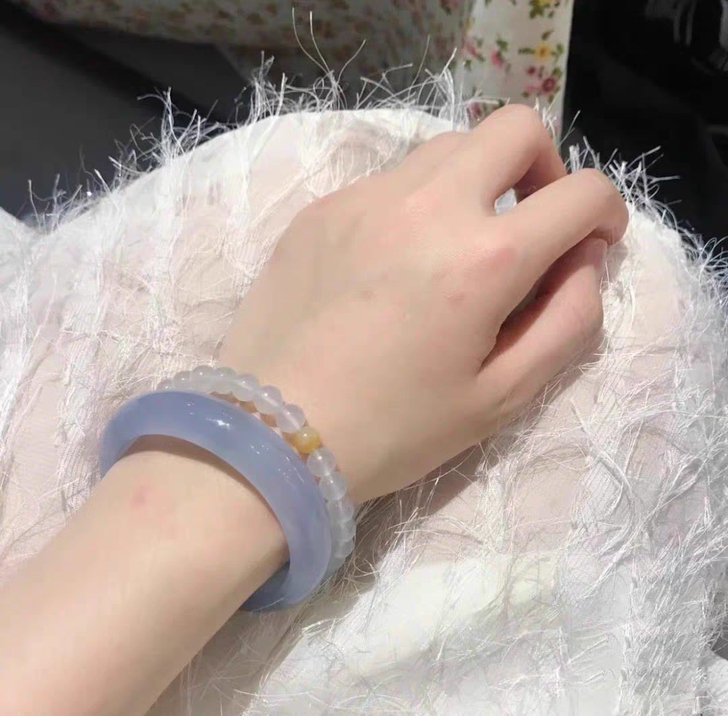 翡翠手手镯淡雅翠紫色翡翠手镯颜色清新脱俗种...