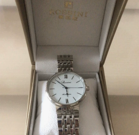 罗西尼女款电子手表 蓝色表针 包装盒都有 ...