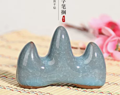 买了在桌子上放着闲置了，窑变笔山笔搁笔架山...