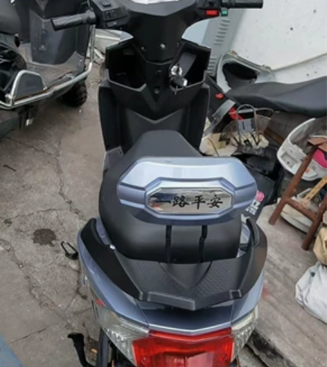 9.9成新电车60伏20安充满电60公里最...