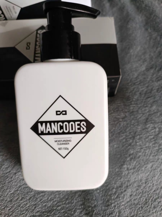 左颜右色男士美白洗面奶