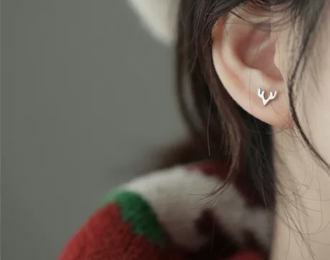 麋鹿耳环女日韩小巧森林动物耳饰文艺学生圣诞...