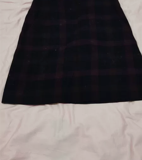 优衣库 图一呢子料，秋冬半身裙，实际格纹图...