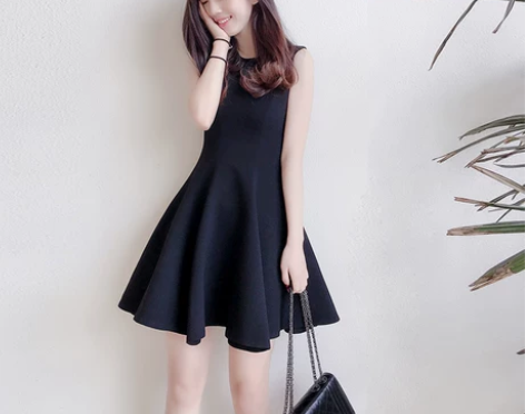 小黑裙连衣裙大裙摆背心裙专柜同款法式复古赫...