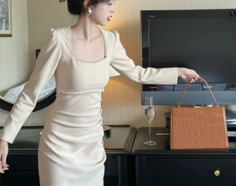 SYT好显身材 法式方领连衣裙女纯色修身裙...