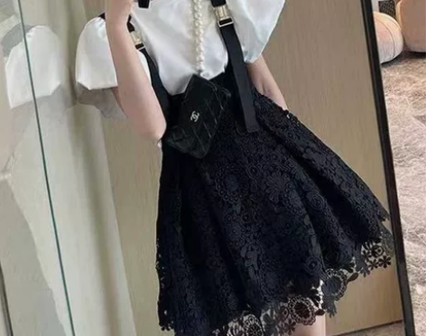 洋气减龄初恋蕾丝背带连衣裙女短裙夏季202...
