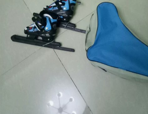 全新儿童速滑刀,号码齐全,加绒保暖品牌型号...