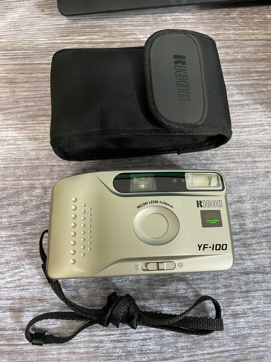 理光傻瓜相机YF-100 DATE胶片机