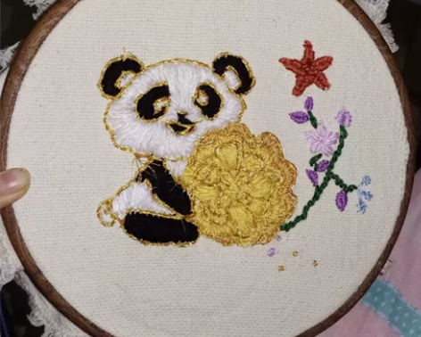 刺绣作品(急出) 学生刺绣作品 圆盘刺...