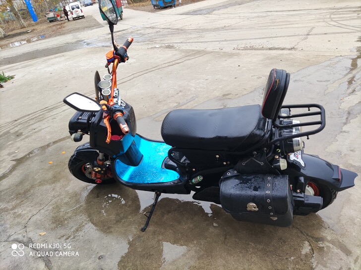保养很好，基本没怎么骑，72v20电瓶，6...