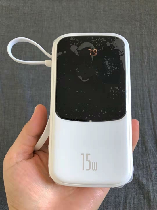 倍思大容量双向快充充电宝移动电源自带线苹华...