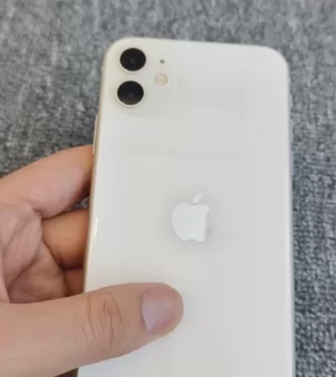 型号：苹果11 内存：128G 颜色：白色...