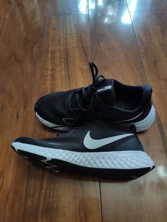 耐克36.5nike瑞亚react跑步鞋透...