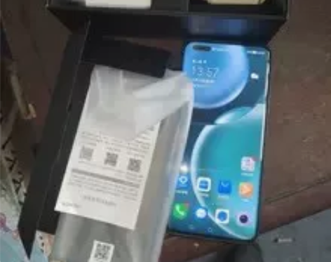 荣耀Magic4pRo全新没用过 感兴趣的...