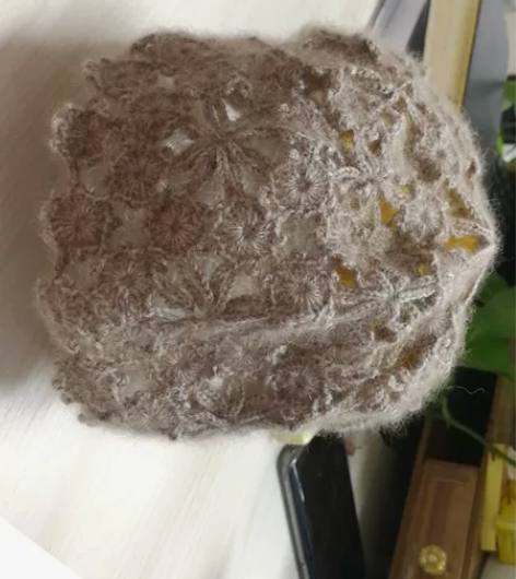 漂亮的瓜皮帽，用线貂绒。帽子不是很大，薄且...