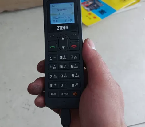 中兴老手机 感兴趣的话点“我想要”和我私聊...