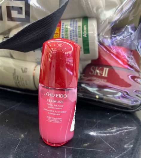 资生堂红腰子精华10毫升55。雅诗兰黛粉水...