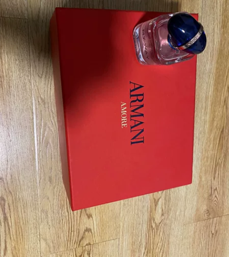 阿玛尼香水 专柜店500元买的 只用过3、...