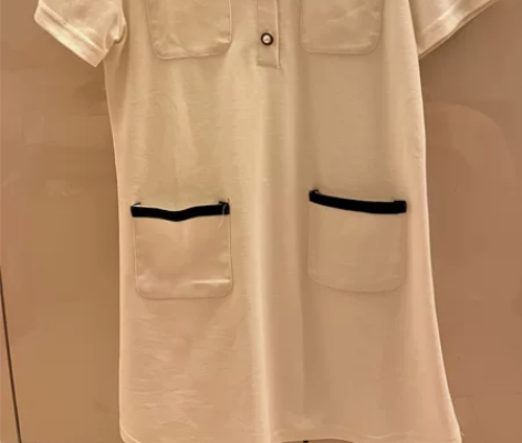 春天买的连衣裙，夏天就忘了穿，便宜出，一次...