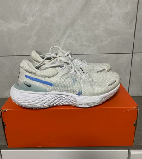 耐克NIKE 男子 跑步鞋 泡棉 缓震 透...