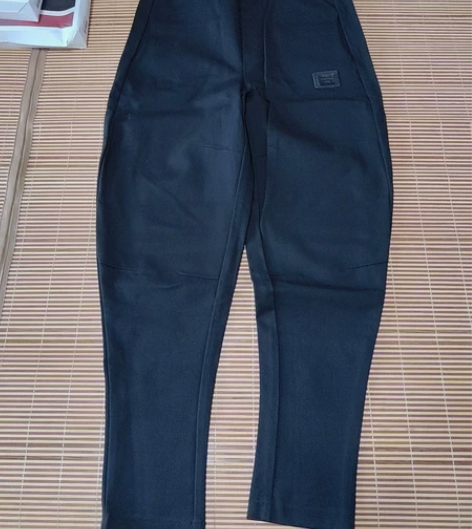 女士休闲裤，黑色阔腿裤 感兴趣的话点“我想...