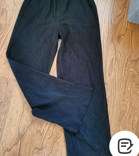 褶皱女款宽松直筒休闲阔腿裤，黑色，M码 感...