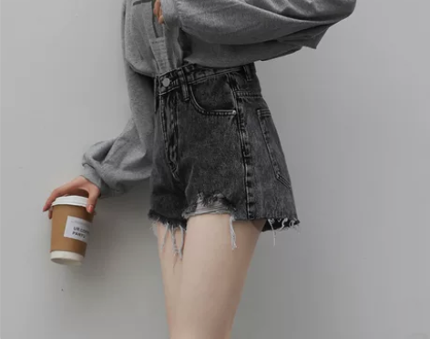 黑灰牛仔短裤女a字高腰显瘦毛边 感兴趣的话...