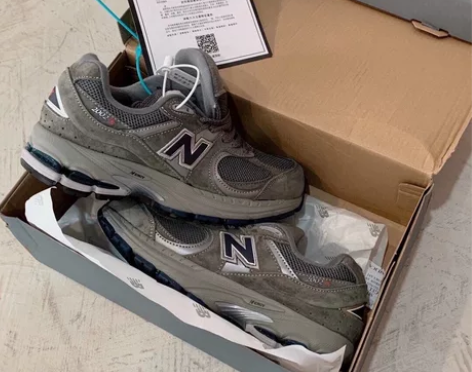 购物价：95［原盒原标复古新百伦元祖灰，2...