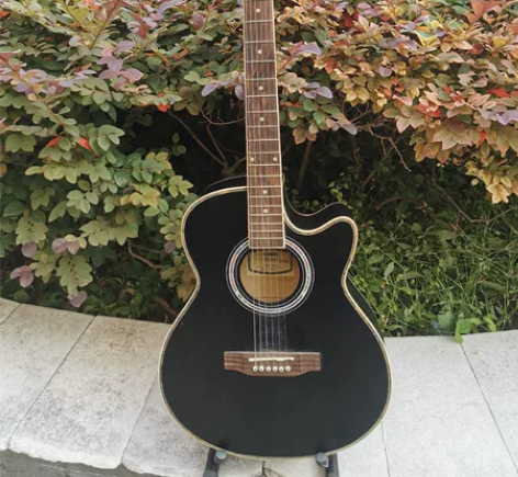 吉他一把 40寸 黑色 不保证是正品 当装...