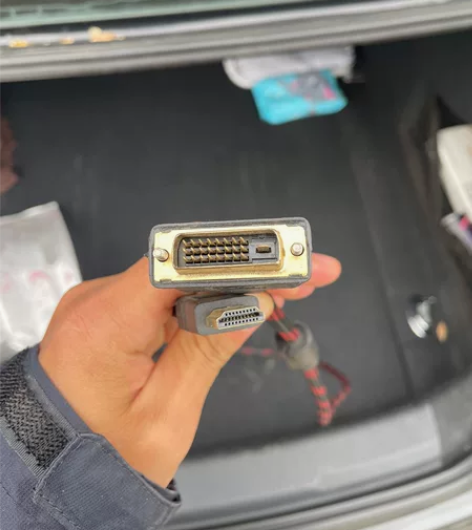 电脑主机电源线 显示器的线两条 勿拍自提 ...