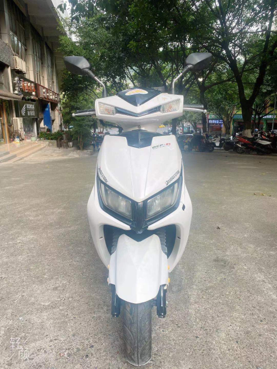 踏板车，125发动机，车况好，车精品，手续...