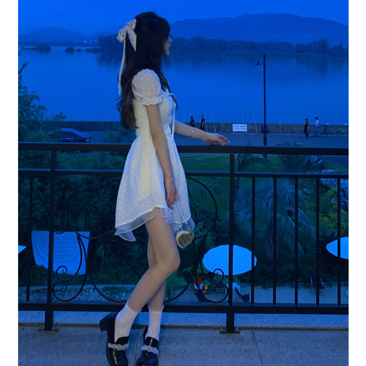 连衣裙