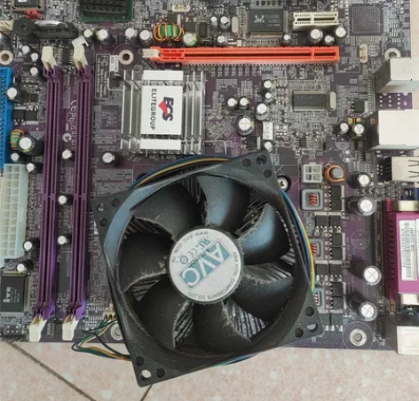 电脑945主板一套 感兴趣的话点“我想要”...