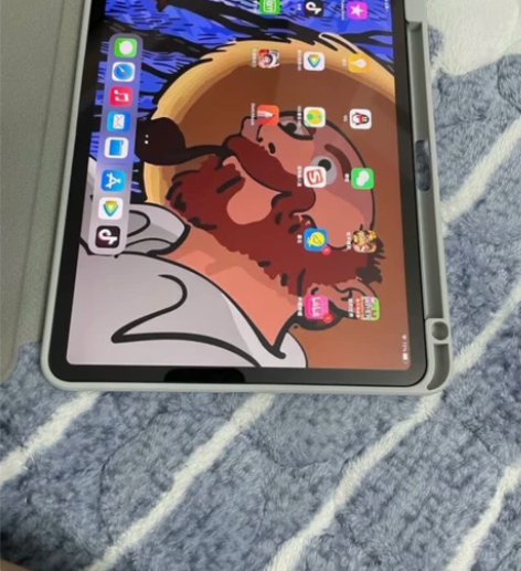 诚心收一台iPad pro 2021 款2...