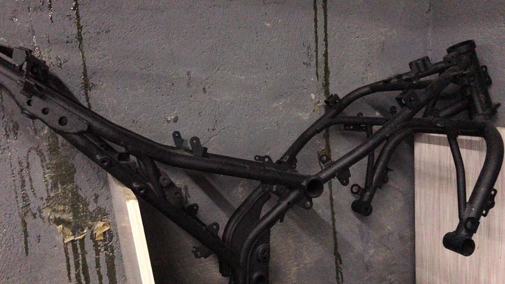 川崎忍者650原装全新车架