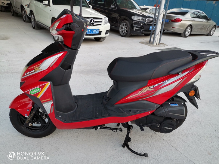 踏板车125,