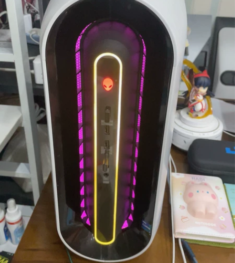外星人r12台式机 白色 i7 11700...