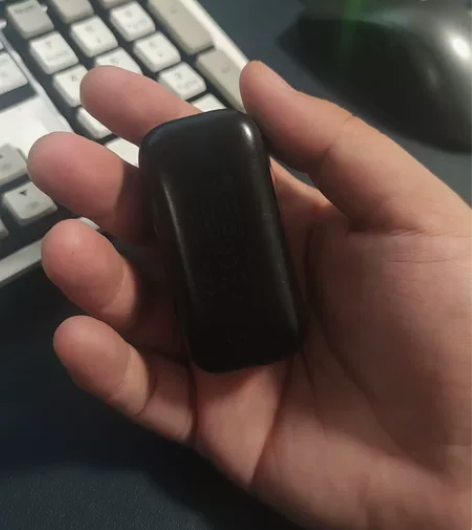 qcy  t5pro耳机，橙色如图，便宜出...
