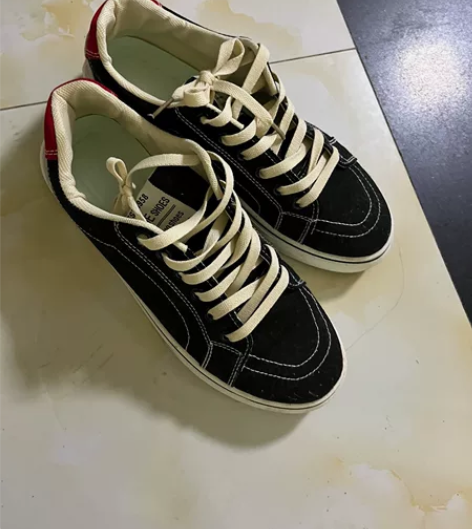 帆布鞋处理 感兴趣的话点“我想要”和我私聊...
