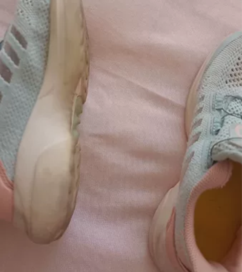 安踏运动网鞋，带自动锁扣 感兴趣的话点“我...