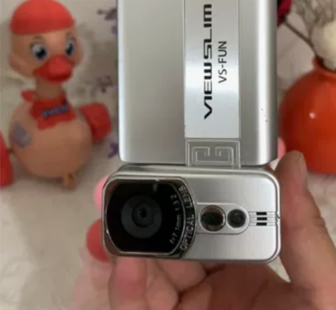 自用dv，可当ccd[火]可以拍照可以录像...